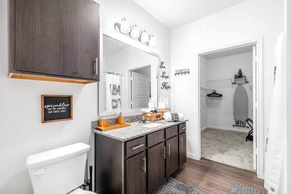 Zenful Affirmations | Luxe 2BR Pool Near UTSA Gym!